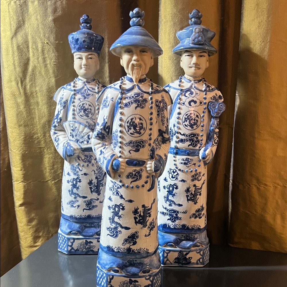 Chinese Blue White 3 Standing Ching Qing Emperor Kings Figure Set